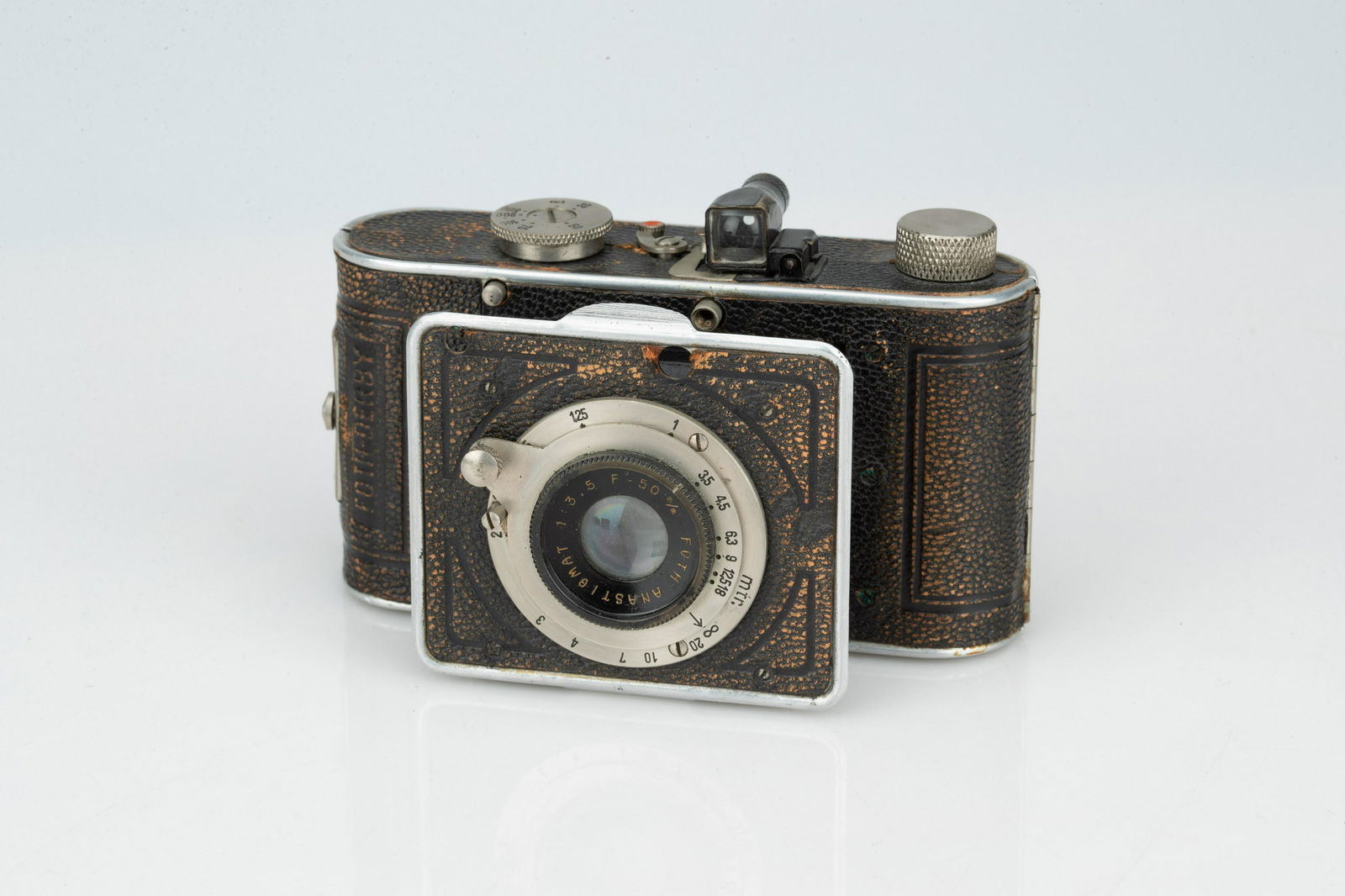 A Foth Derby Medium Format Folding Camera, (1 of 1)