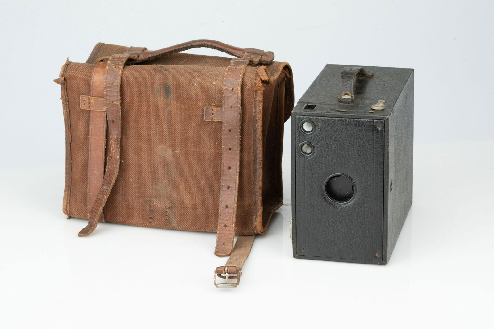 A Kodak Canada No. 2-C Brownie, (1 of 1)