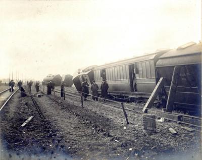 OSCAR HARDEE (1876-1937), 1902 Chislehurst Train Crash Photographs, (1 of 1)