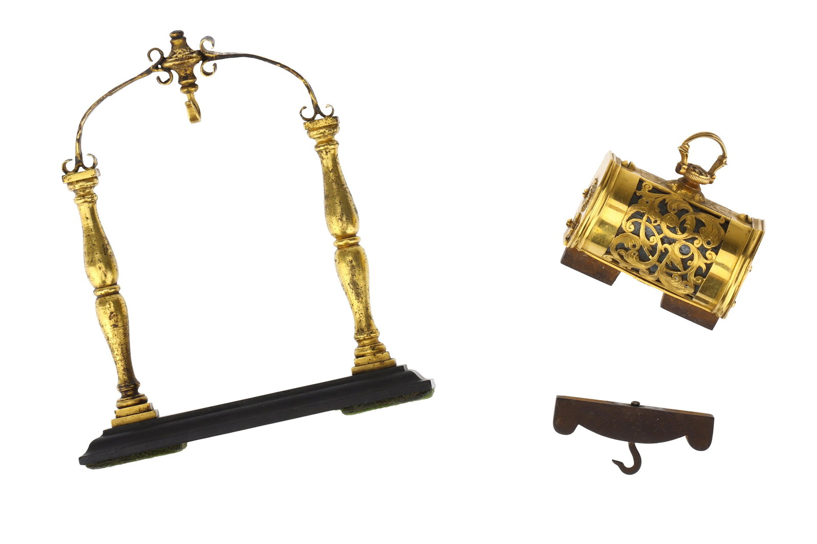 An 18th Century Gold Cased Lodestone, (1 of 8)