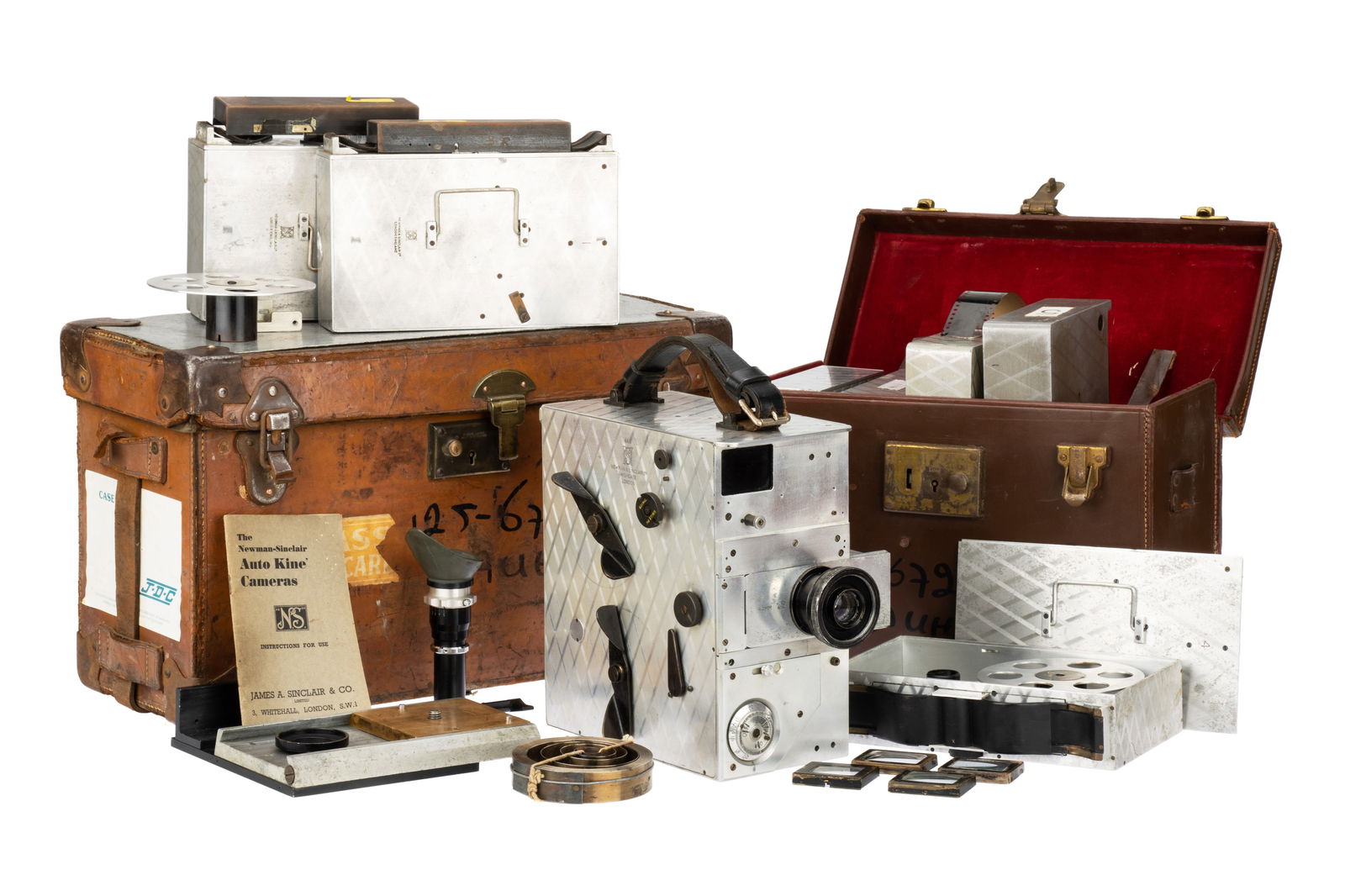 A Newman & Sinclair Auto Kine 35mm Motion Picture Camera, (1 of 2)