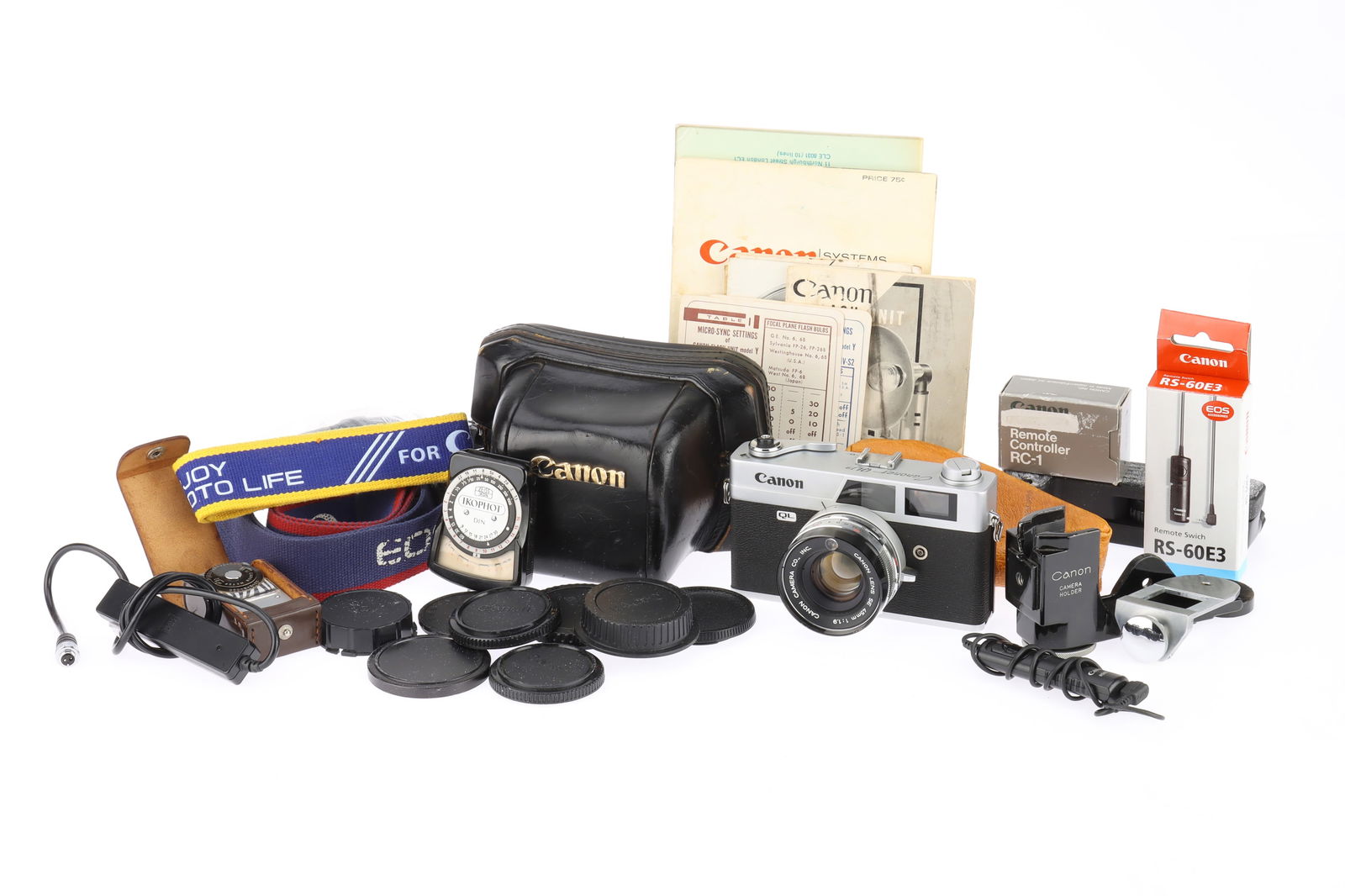 A Canon Canonet QL19 35mm Rangefinder Camera, and Canon Accessories (1 of 1)