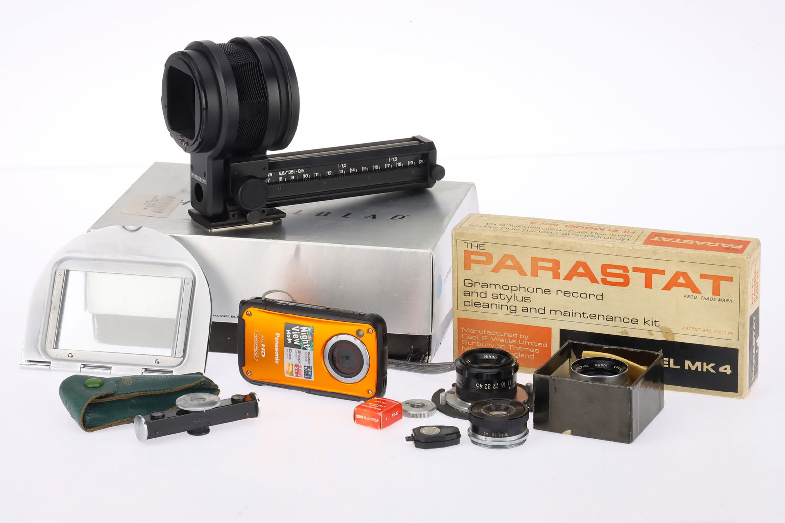 A Selection of Mixed Photographica,: A Selection of Mixed Photographica, to include a Hasselblad automatic bellows extension, some enlarger lenses, a Panasonic HM-TA20 waterproof digicam, and other items.