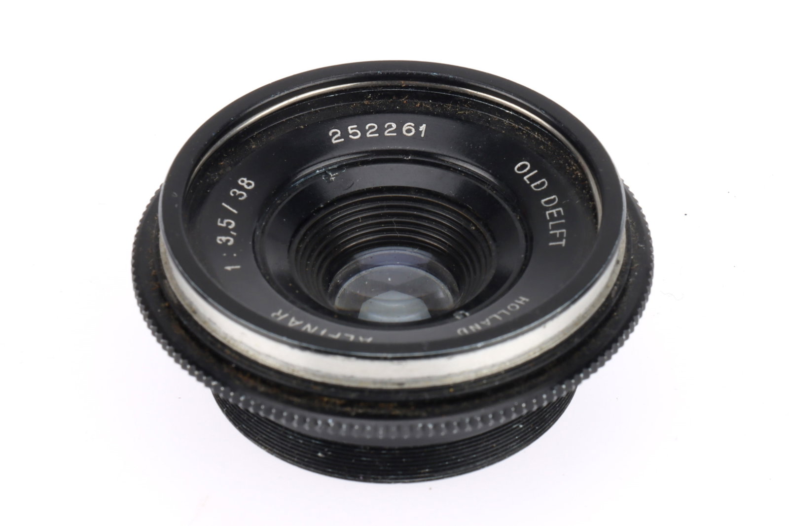 An Old Delft Alfinar f/3.5 38mm Lens,: An Old Delft Alfinar f/3.5 38mm Lens, black, serial number 252261, barrel G, optics F with haze, screw mount,