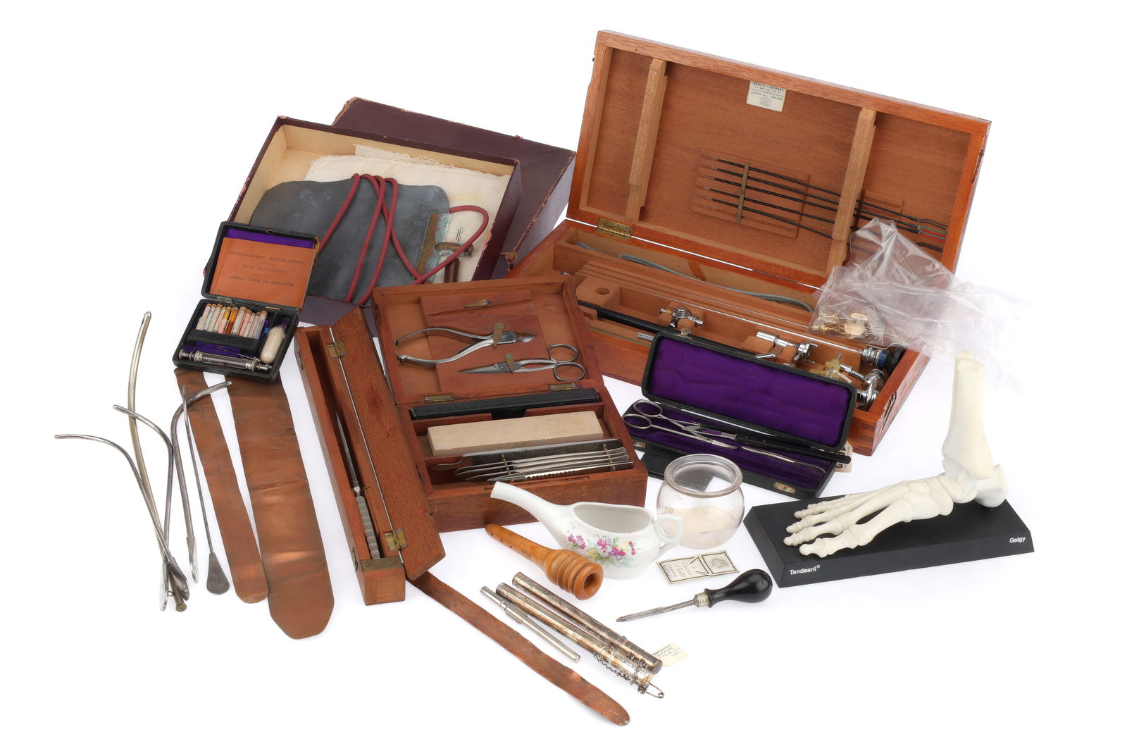 A Large Collection of Surgical & Medical Items, (1 of 5)
