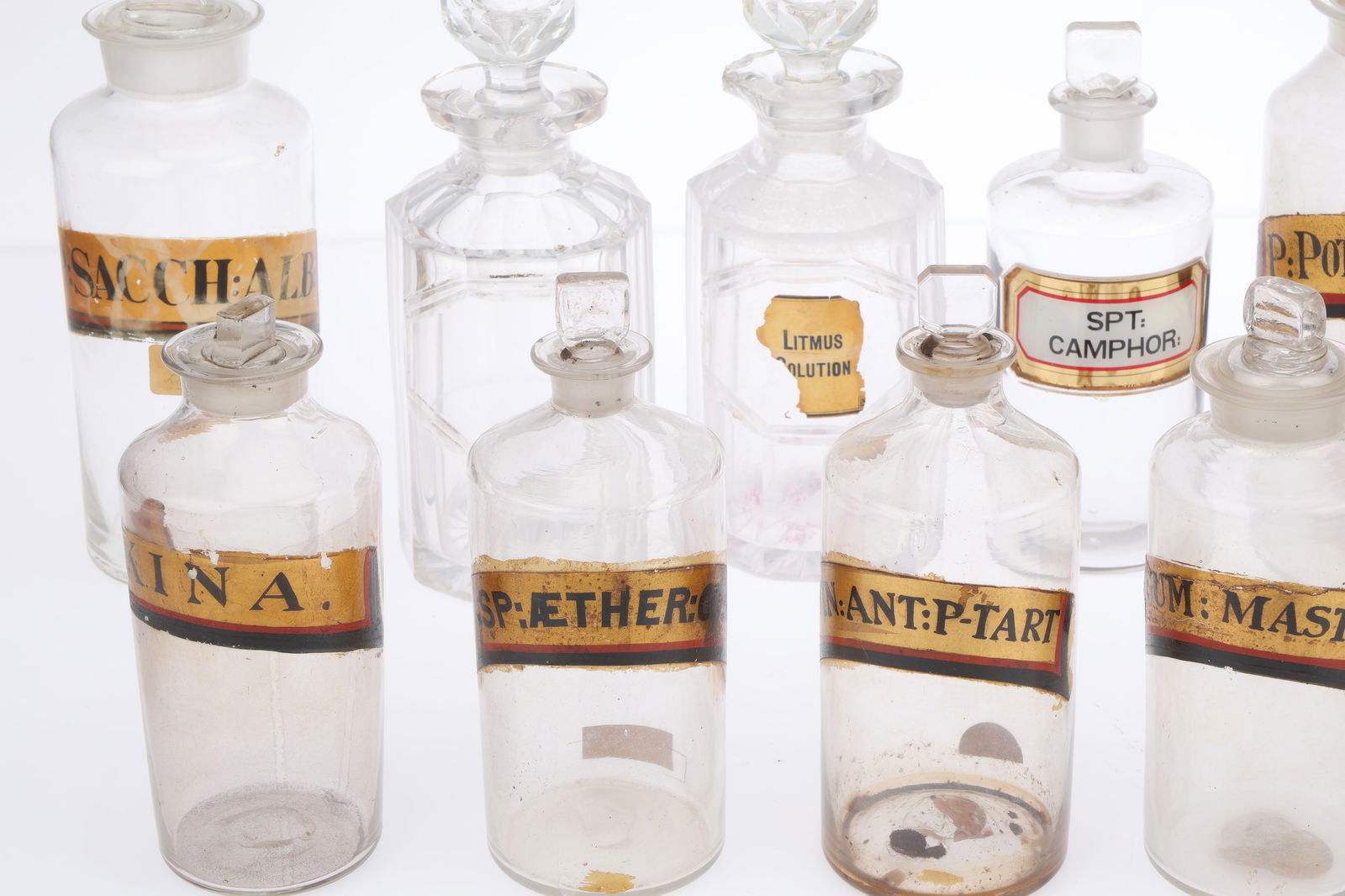 A Collection of Clear Glass Apothecary Chemists Bottles, (1 of 3)