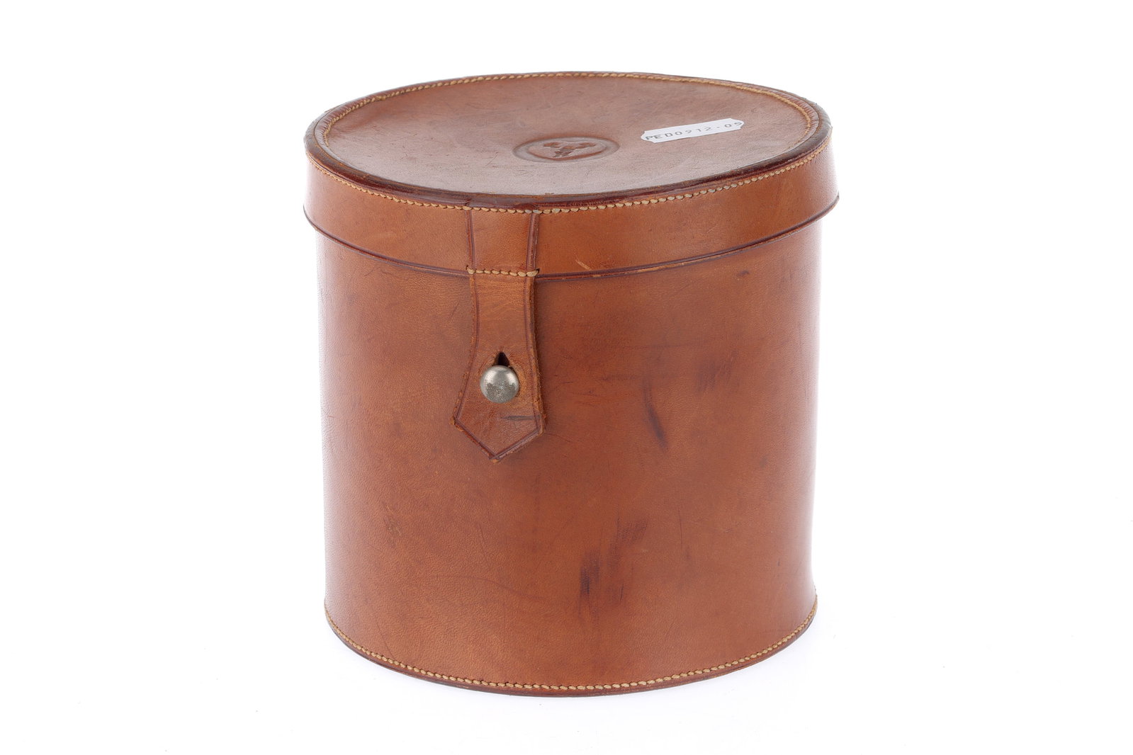 A Case for a Taylor Hobson Cooke Soft Portrait Lens,: A Case for a Taylor Hobson Cooke Soft Portrait Lens, tan leather, externally good, slight amount of mould inside.