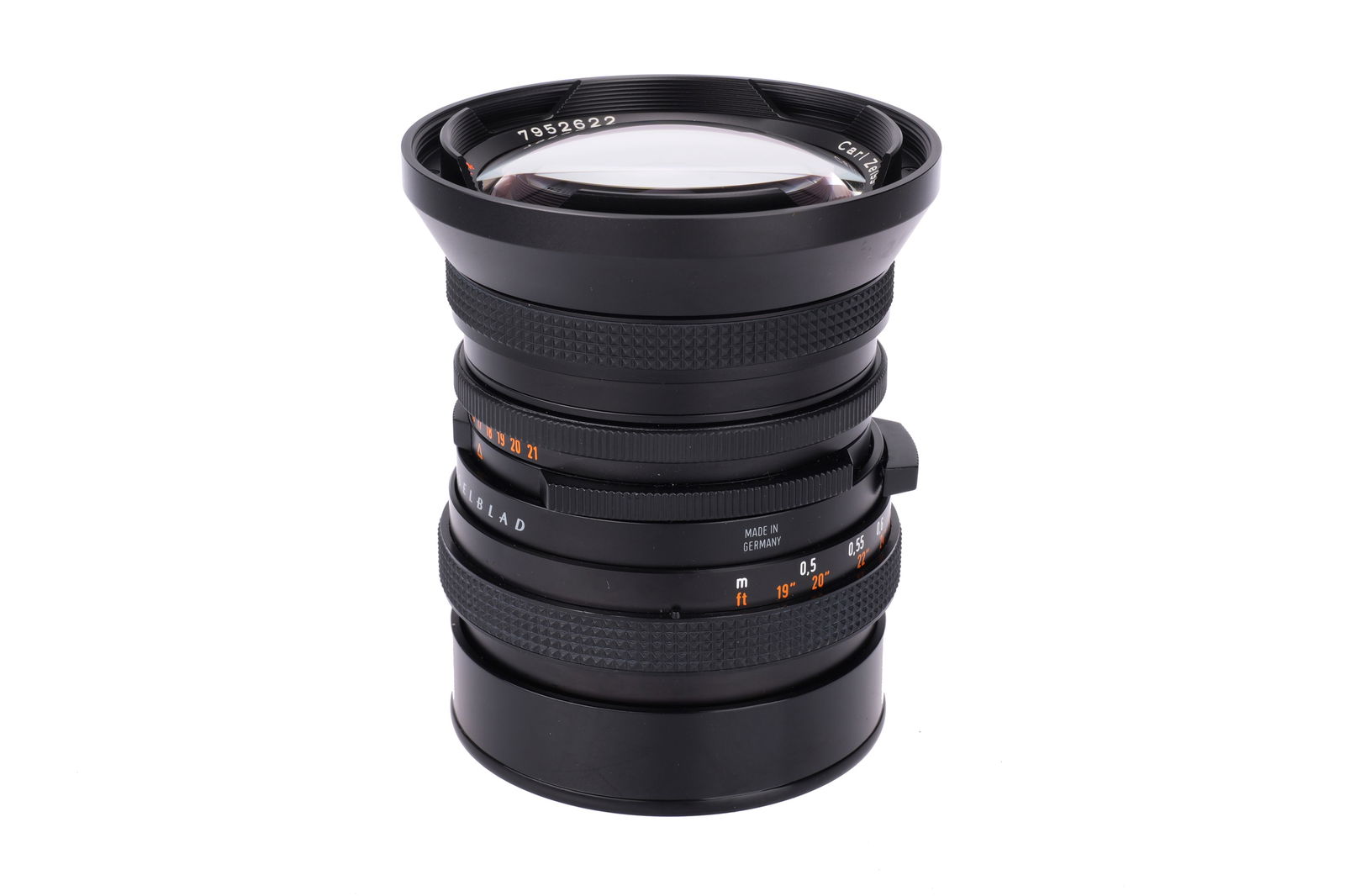 A Carl Zeiss Distagon T* CF f/4 40mm Lens, (1 of 5)