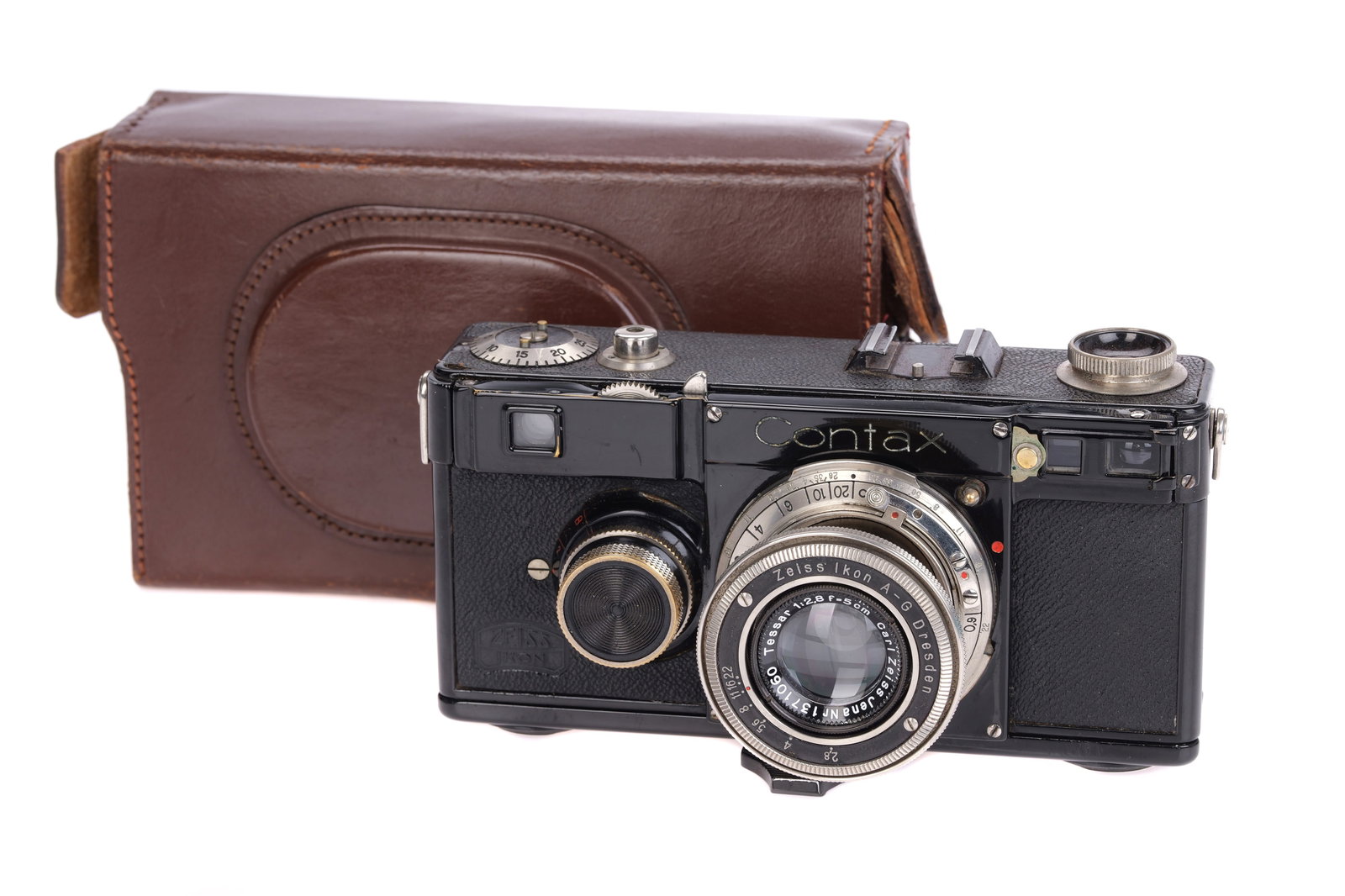 A Contax Ie Rangefinder Camera, (1 of 5)