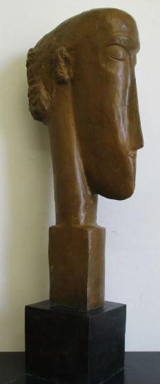 Bronze sculpture Homme by Amedeo Modigliani: Old Recast sculpture is in perfect condition.DESCRIPTION OF THE ARTICLE:TITLE: "HOMME"AUTHOR: AMEDEO MODIGLIANIMATERIAL: BRONZEMEASURES WITHOUT BASE: HEIGHT59 cm x WIDTH 12 cm x DEPTH 13 cm