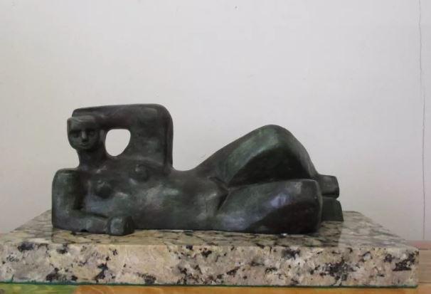Bronze Sculpture Reclining Woman V Henry Moore (1 of 1)
