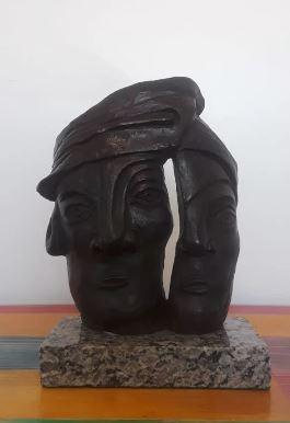 Bronze Sculpture Jose Luis Cuevas Mask: Old Recast sculpture is in perfect condition.DESCRIPTION OF THE ARTICLE:TITLE: "MASK"AUTHOR: JOSE LUIS CUEVASMATERIAL: BRONZEMEASURES WITHOUT BASE: HEIGHT 23 cm x WIDTH 20 cm x DEPTH 7 cmBASE: WIDTH 1