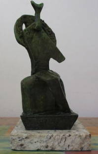 Bronze Sculpture Object V By Alexander Archipenko: Old Recast is in perfect condition.ITEM DESCRIPTION:TITLE: “OBJECT V”AUTHOR: ALEXANDER ARCHIPENKOMATERIAL: BRONZEMEASURES WITHOUT BASE: HEIGHT 29 cm x WIDTH 12 cm x DEPTH 12 cmBASE: WIDTH 16 cm X