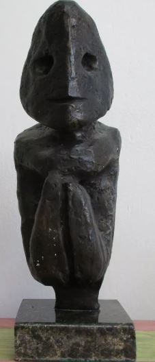 Bronze Sculpture Bebe Max Ernst: Old recast sculpture is in perfect condition.ITEM DESCRIPTION:TITLE: "BABY"AUTHOR: MAX ERNESTMATERIAL: BRONZEMEASURES WITHOUT BASE: HEIGHT 30 cm x WIDTH 12 cm x DEPTH 14 cmBASE: WIDTH 10 cm X DEPTH 10