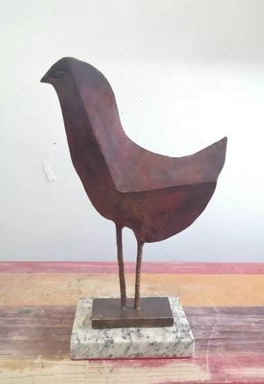 Bird Bronze Sculpture By Pablo Picasso: Old Recast This sculpture is in perfect condition.DESCRIPTION OF THE ARTICLE:TITLE: ?BIRD?AUTHOR: PABLO PICASSOMATERIAL: BRONZEMEASUREMENTS WITHOUT BASE: HEIGHT 30 cm x WIDTH 18 cm x DEPTH 5 cmBASE: