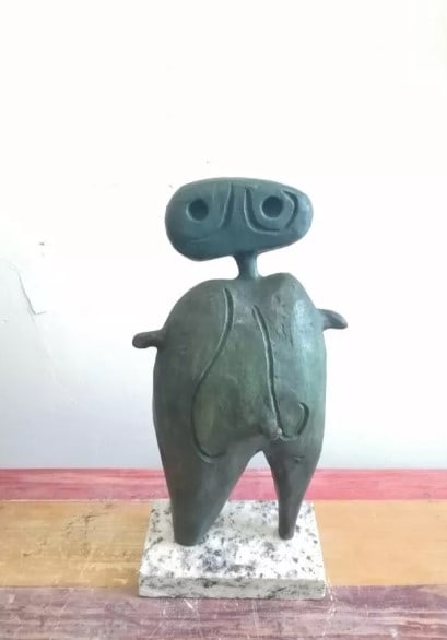 Bronze Sculpture Green Man by ": Old Recast sculpture is in perfect condition.ARTICLE DESCRIPTION:TITLE: ?GREEN MAN?AUTHOR: JOAN MIR?MATERIAL: BRONZEMEASUREMENTS WITHOUT BASE: HEIGHT 18 cm x WIDTH 16 cm x DEPTH 10 cmBASE: WIDTH 16 cm