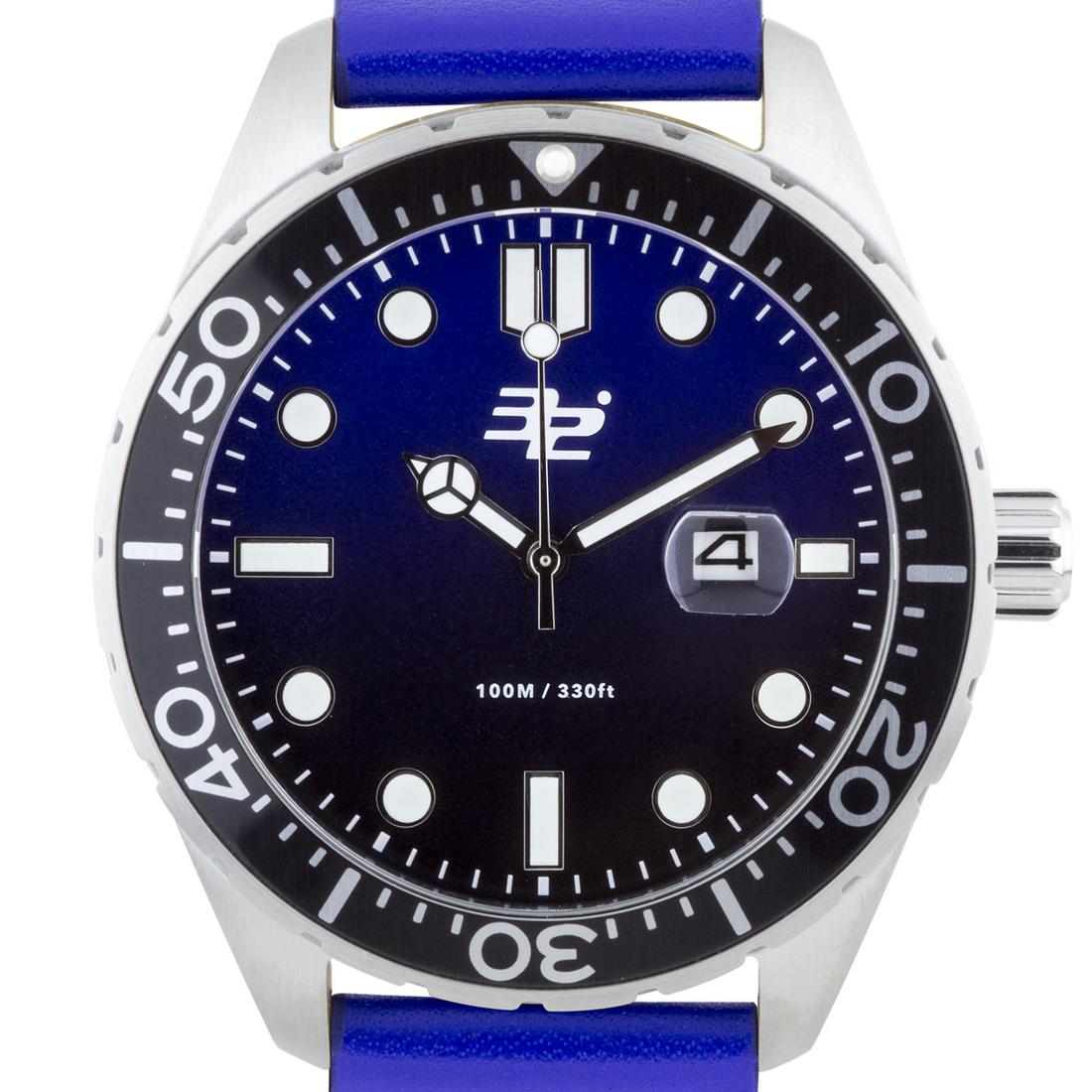 32 Degrees Aquada Men's Diver Watch (1 of 3)