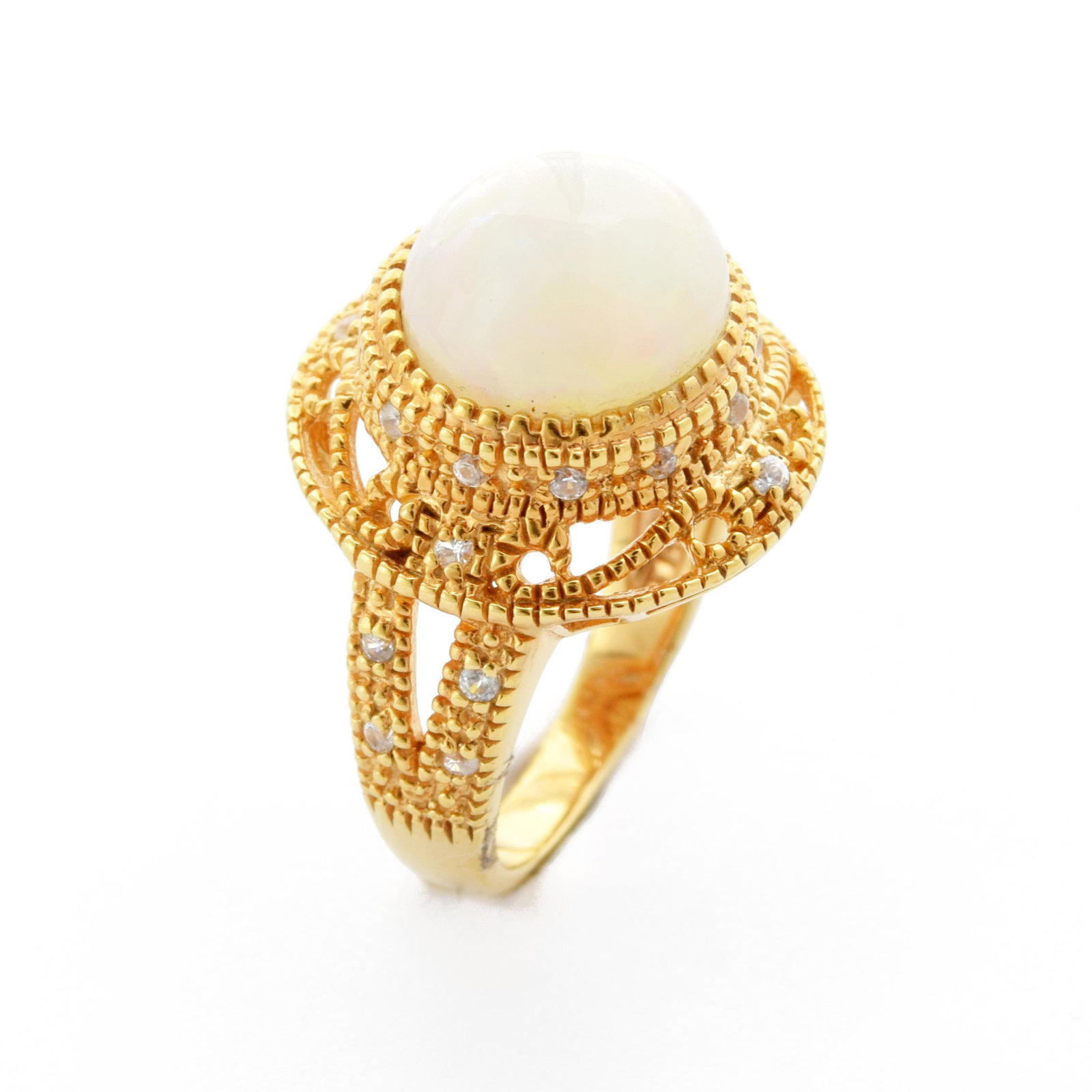 14K Gold Vemeil Opal & Zircon Filigree Ring-SZ 10: • Genuine white opal & white zircon • One 10mm round cabochons • Measurement: 5/8"L x 13/16"W x 3/8"H • The stones are surrounded by ornate filigree accents and beaded texture.