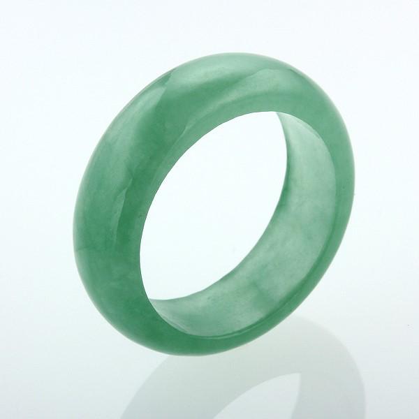 Green Jade Stone Ring Size 8 (1 of 1)