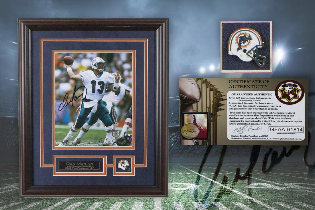 Dan Marino Miami Dolphins 12x16 Signed GFA: Dan Marino Miami Dolphins 12x16 autograph 8x10v GFA Certified