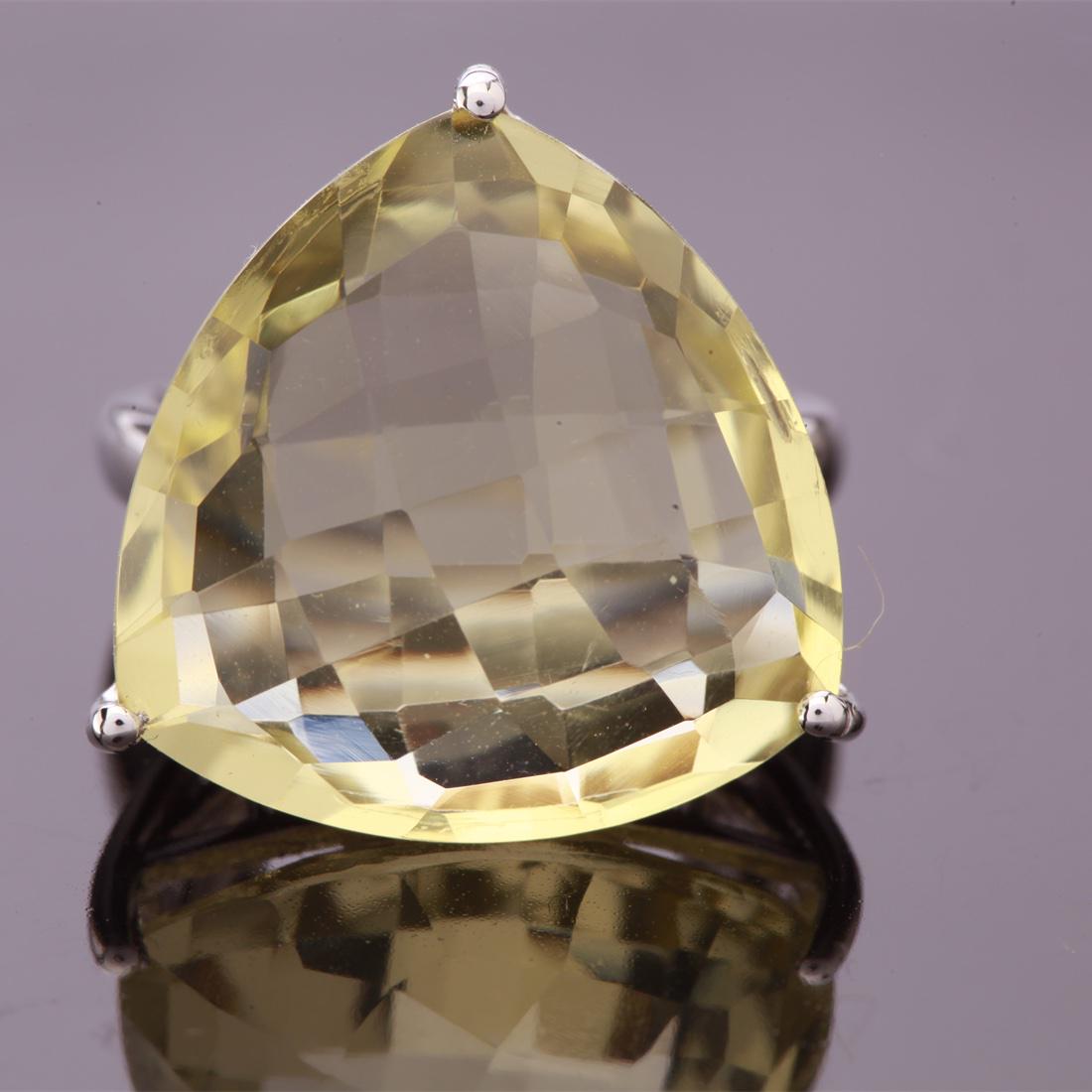 Size 7.75 Sterling Slv Trillion Lemon Topaz Ring (1 of 3)