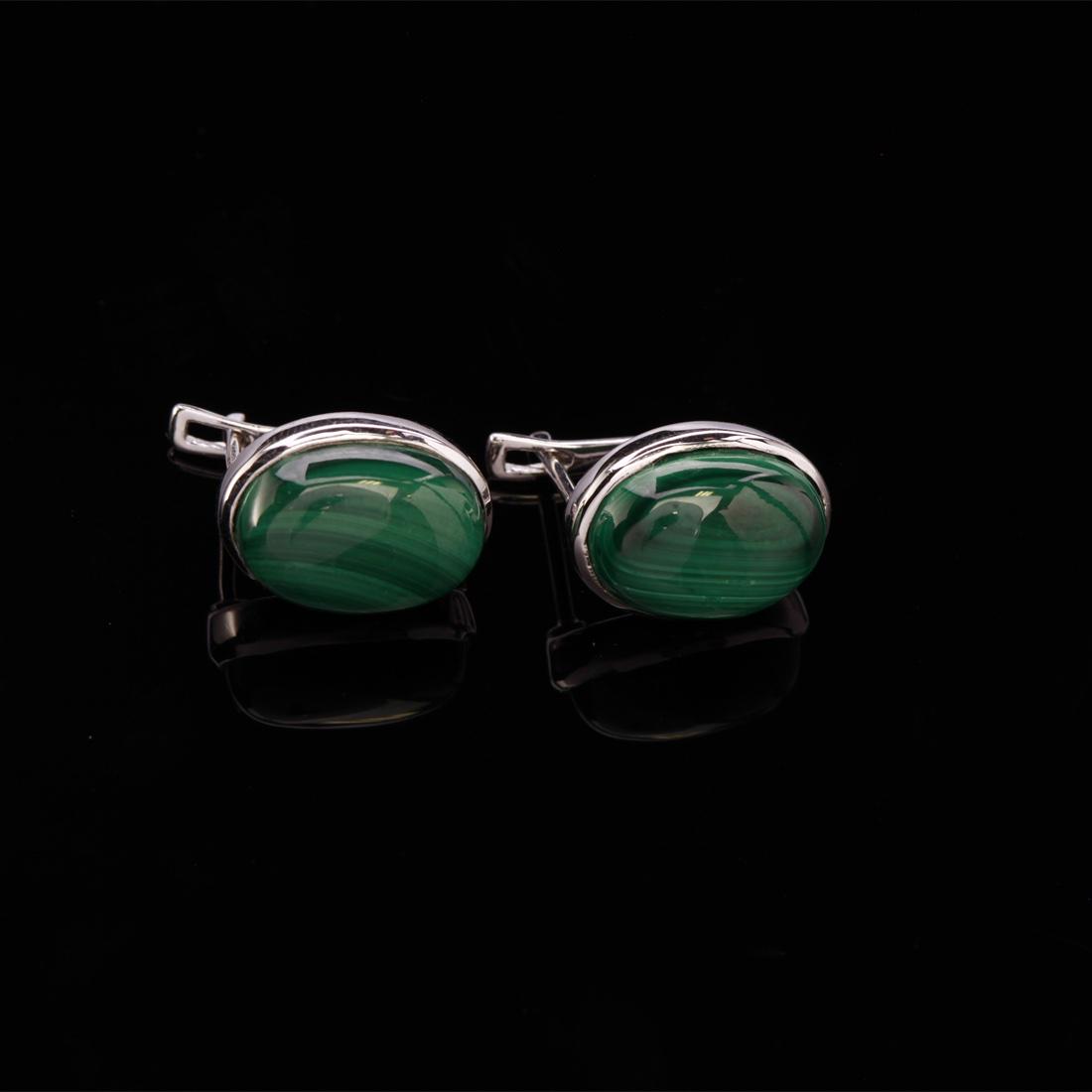 Malachite Sterling Silver Latchback Earrings: Malachite Sterling Silver Latchback Earrings • Metal: Sterling Silver • Stone: (2)14X10Mm-Malachite • Dimensions: 15.4X11.5 Mm • Total Weight: 7.36 Grs • Backing: Latch B