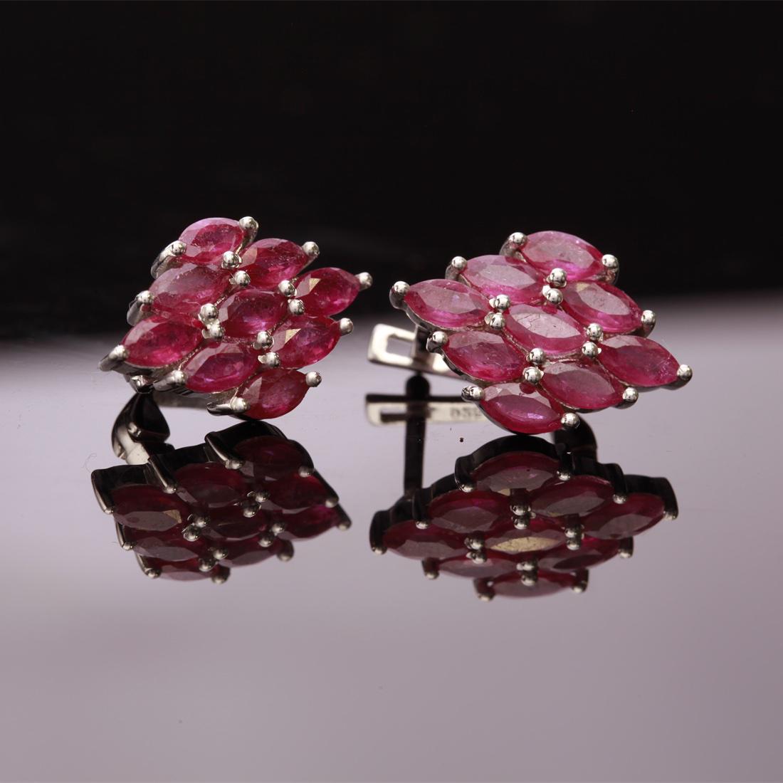 Sterling Silver Ruby Glass Field Latchbck Earrings (1 of 3)