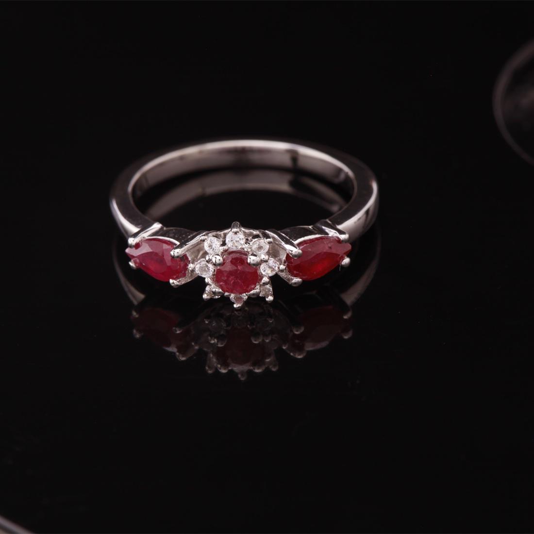 Size 8 Ruby Red Glass & Topaz Sterling Silver Ring (1 of 3)