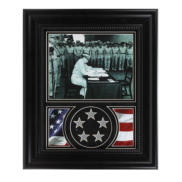 WWII Gen. Douglas MacArthur Signs Japan Surrender (1 of 1)