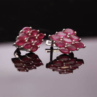 Sterling Silver Ruby Glass Field Latchbck Earrings: Sterling Silver Ruby Glass Field Latchbck Earrings • Metal: Sterling Silver • Stone: Ruby Glass Field • Dimensions: 19.85X13.33 Mm • Total Weight: 6.14 Grs • Backing: