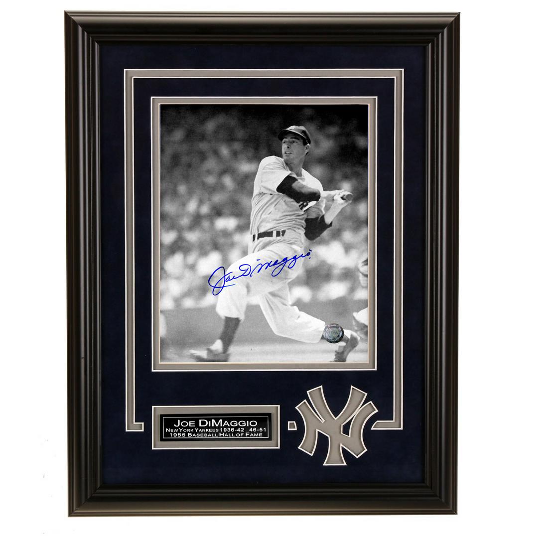Joe DiMaggio New York Yankees 20x16 autograph GFA: Joltin' Joe patrolled center field with an unprecedented grace that left all privileged enough to see him play with memories to last a lifetime. Joe DiMaggio is perhaps best known for his unprecedente