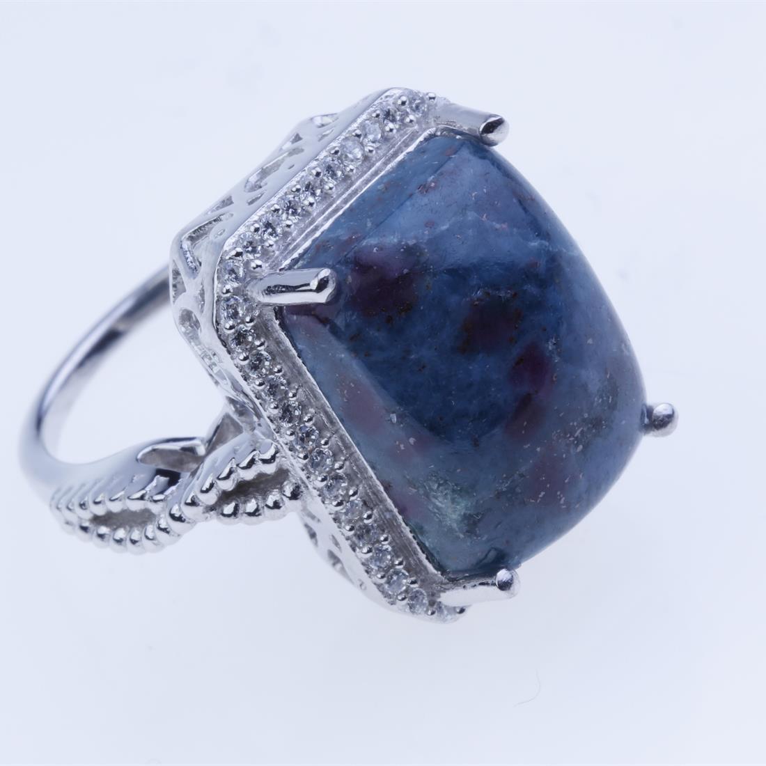 Size 7 16X12Mm Ruby Kyanite & Zircon Ring (1 of 2)