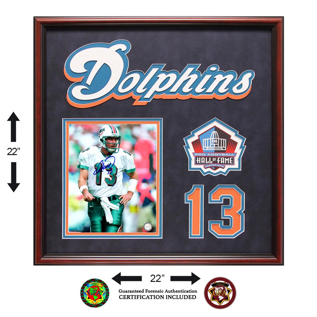 Dan Marino Miami Dophins 22x22 Showcase Signed GFA: During his iconic career, Dan Marino set over 38 National Football League historic records including career touchdown passes, career passing yards, 4th quarter comeback wins, and most 4th quarter/over