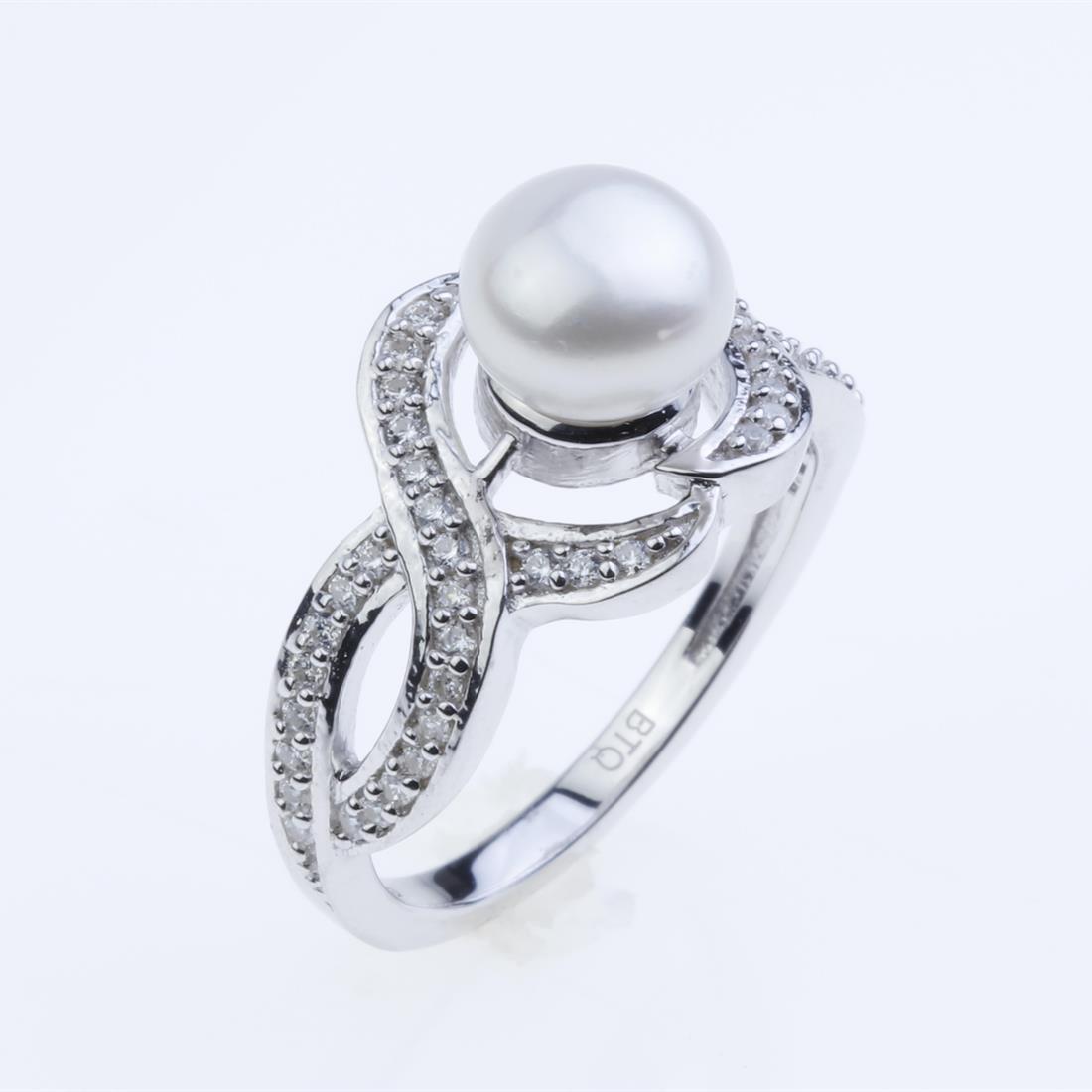 Size 8 Pearl & Zircon Sterling Silver Ring (1 of 2)