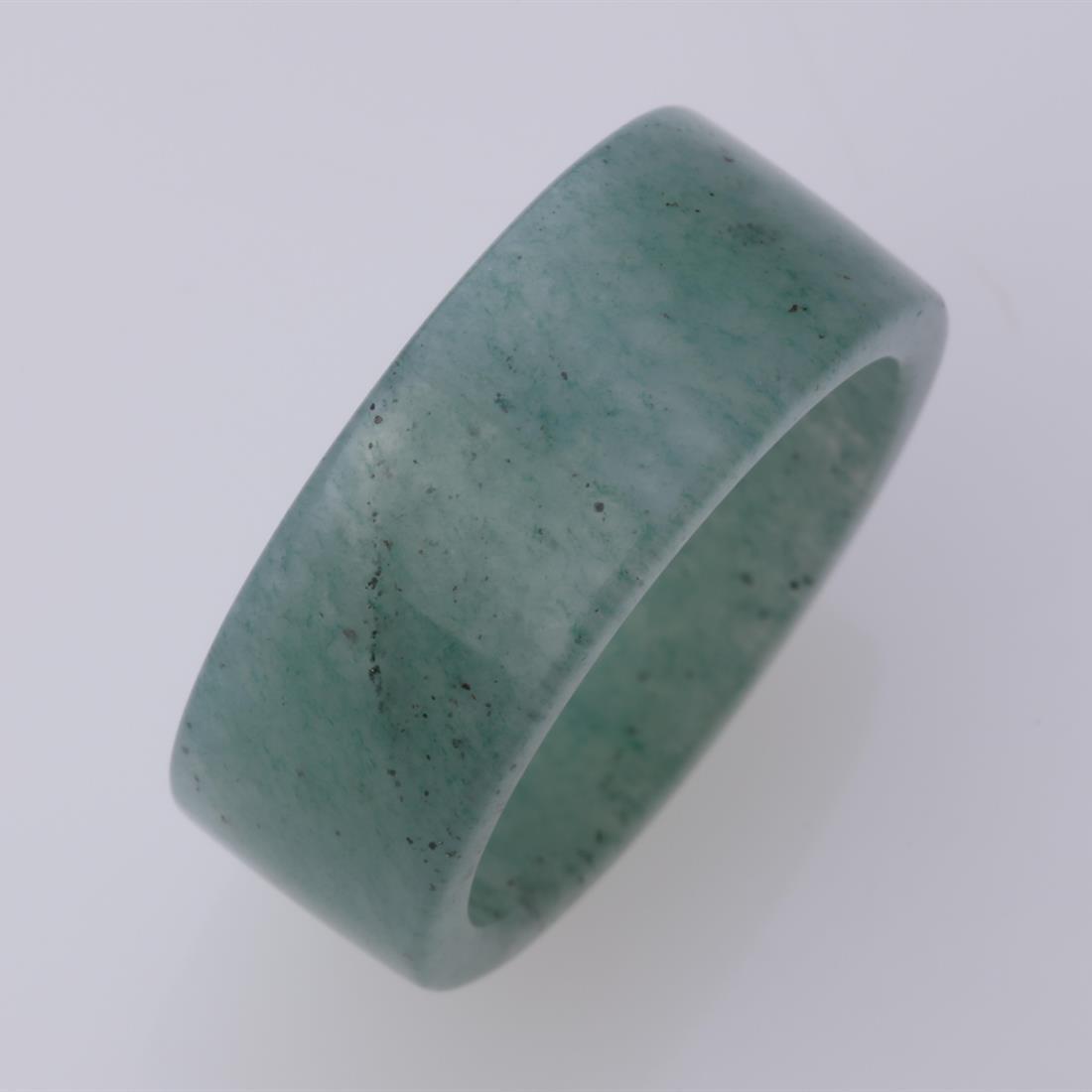 Green Jade Band Ring Sz 7 (1 of 3)