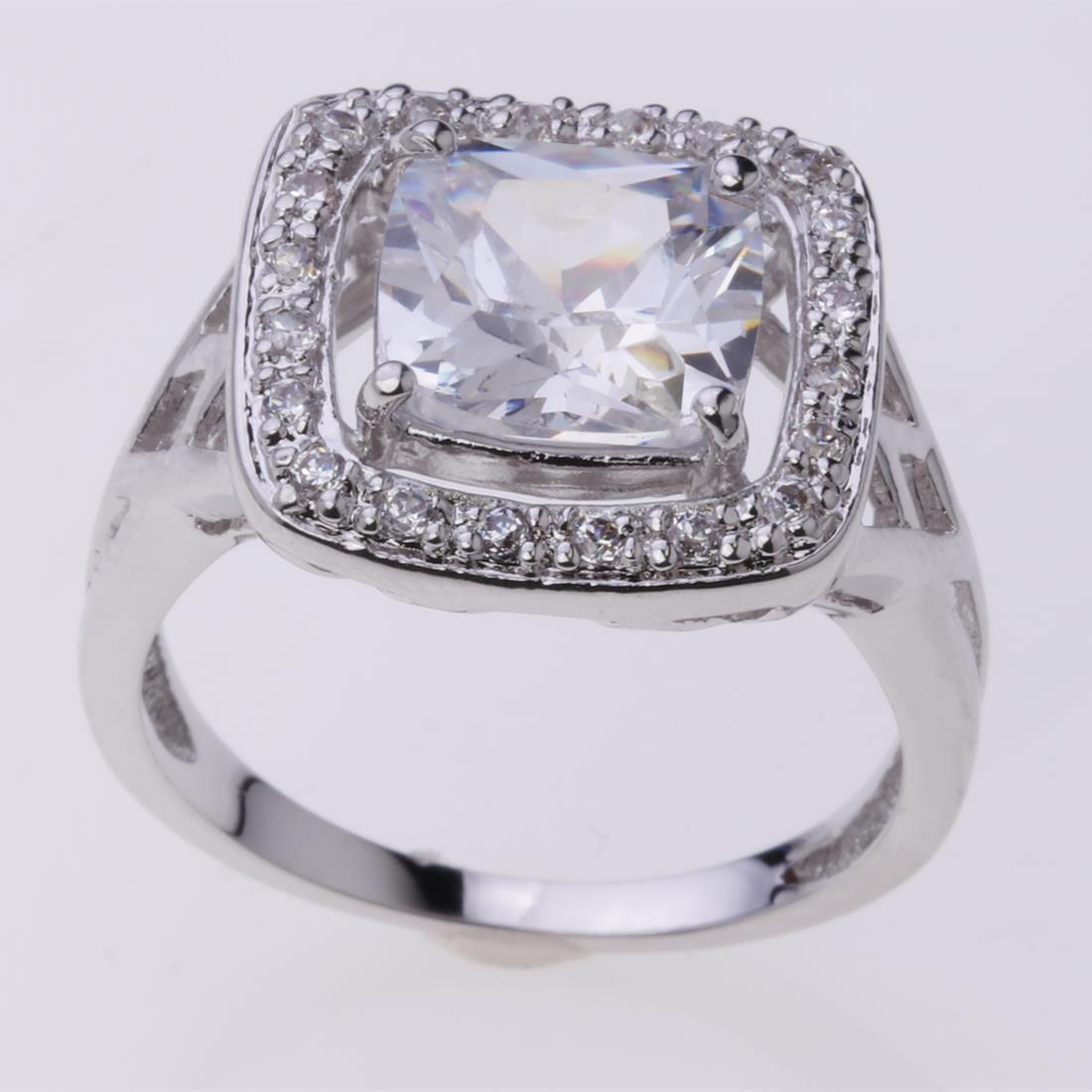 Silvertone Cushion Cut Halo Ring Sz 8 (1 of 3)