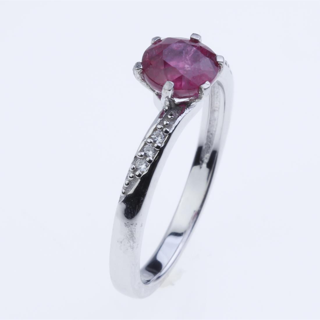 Sz 9 Sterling Slv Ruby Glass Filled Zircon Ring (1 of 2)