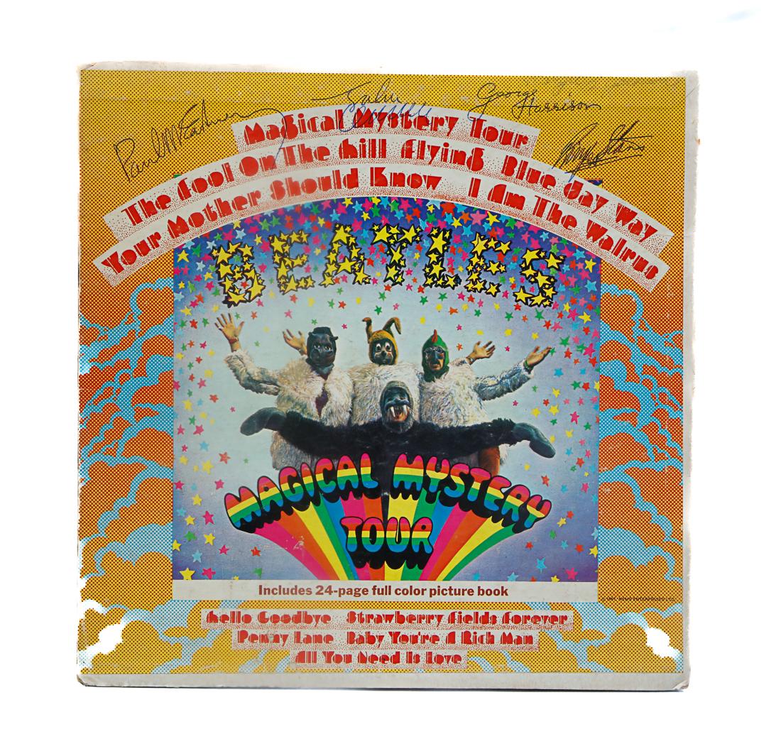 THE BEATLES SIGNED "MAGICAL MYSTERY TOUR" ALBUM (1 of 10)