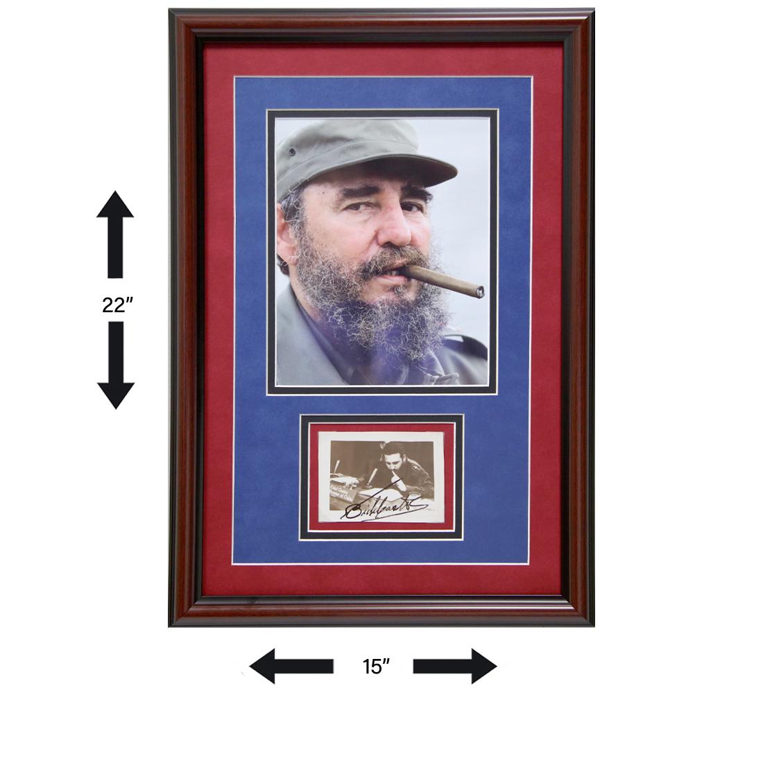 Fidel Castro Signed Photo. (1 of 5)