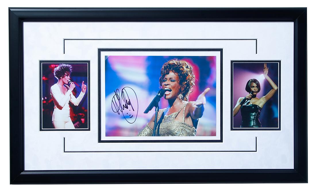 Whitney Houston Signed 8 x 11 Photo (1 of 4)