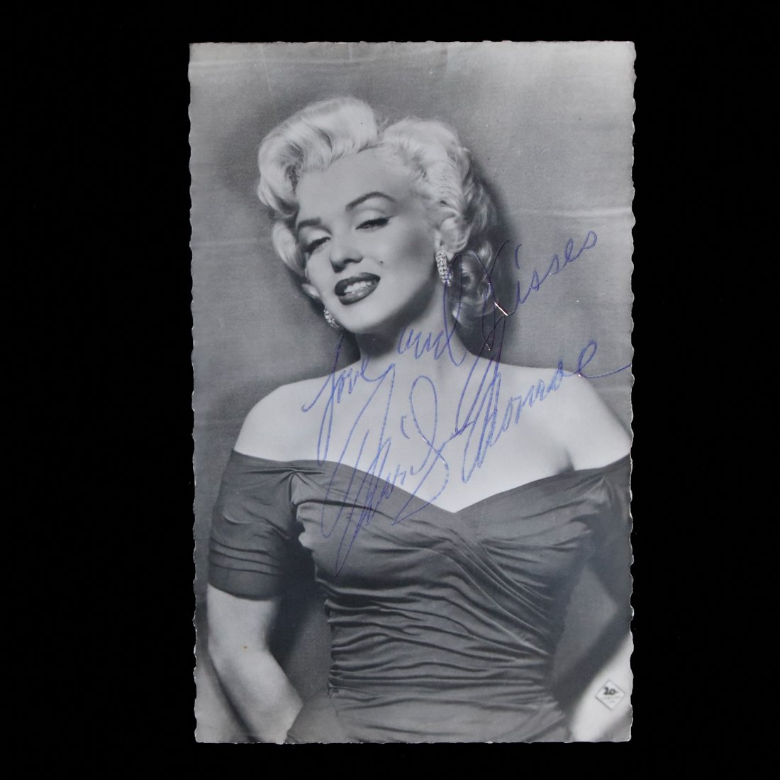 Marilyn Monroe Signed Photocard (1 of 5)