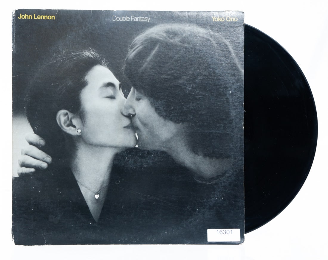 John Lennon Signed Double Vision Record Album (1 of 7)