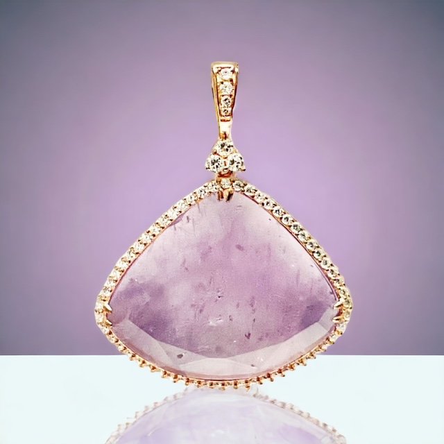 Enchanting Rose Gold-Plated Amethyst Pendant (1 of 1)