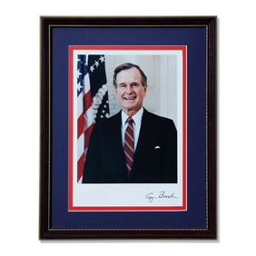 Signed Presidential Photograph of George H. W. Bush