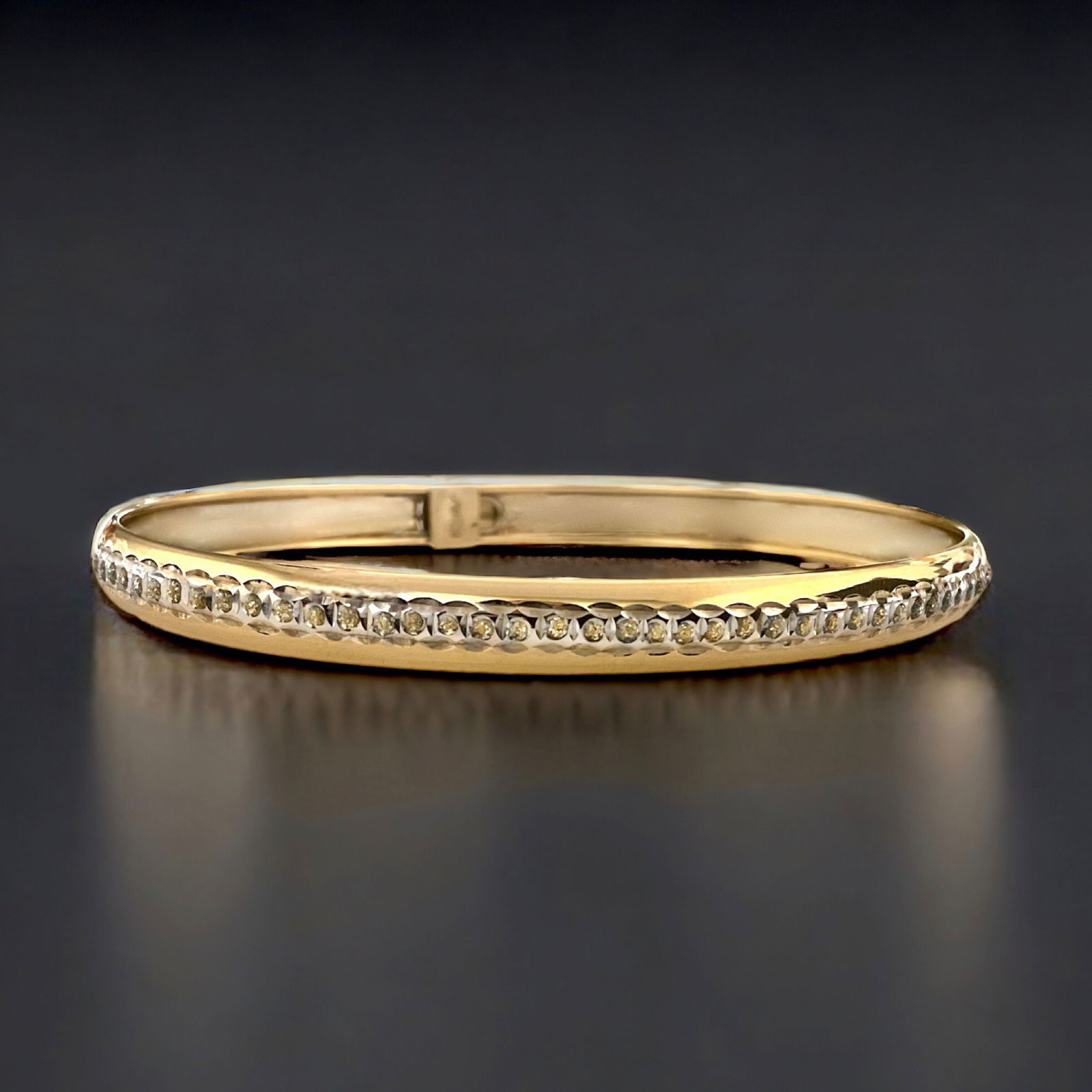 10K Gold Bangle Bracelet with a timeless design to elavate your style (1 of 1)