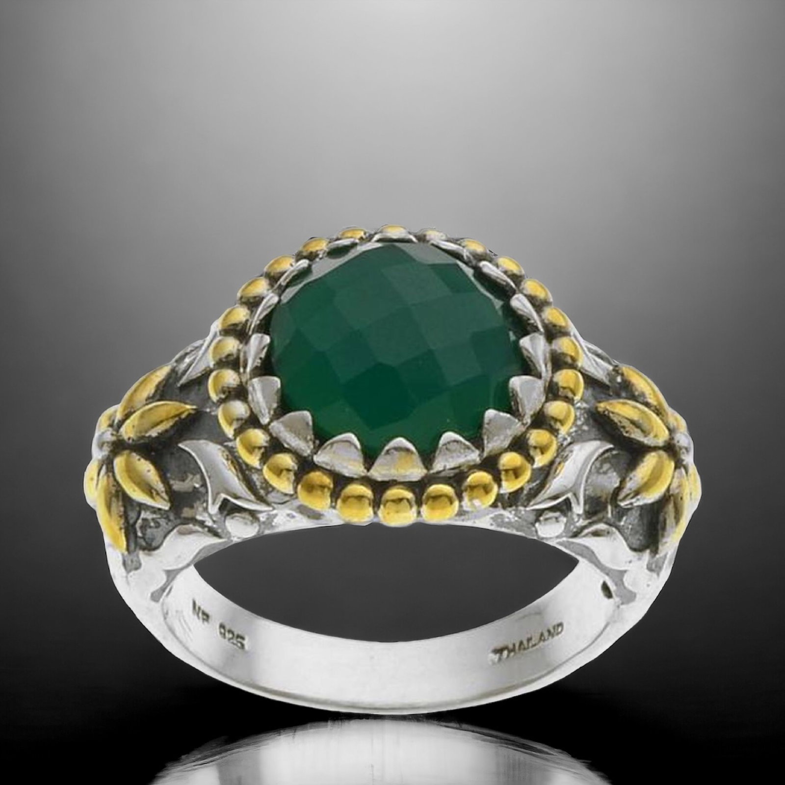 Faceted Green Agate Ring set in Sterling Silver with elegant Flower Design (1 of 1)