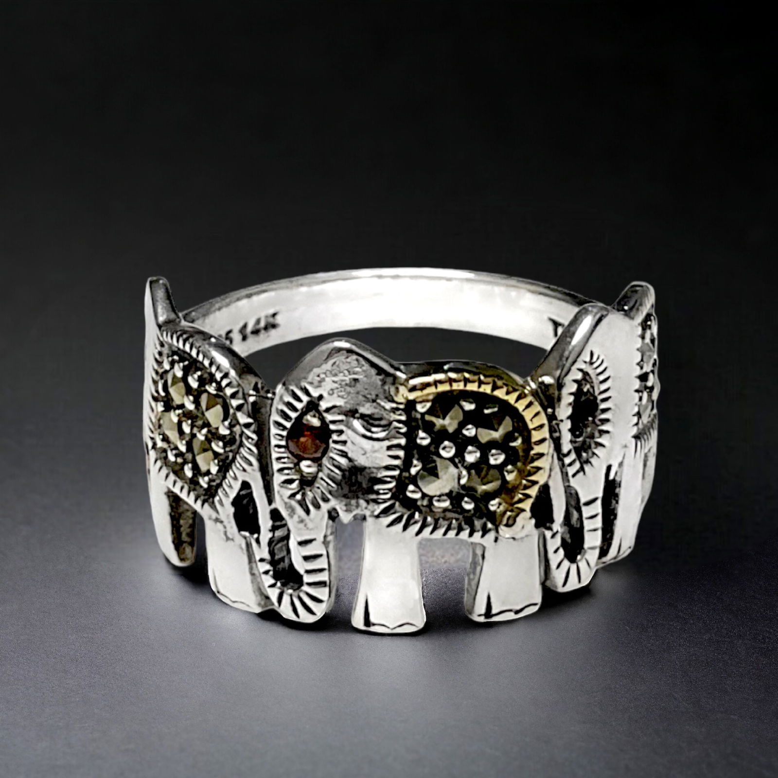 14K Gold & Sterling Silver Band of Elephants Ring Size 7 (1 of 1)