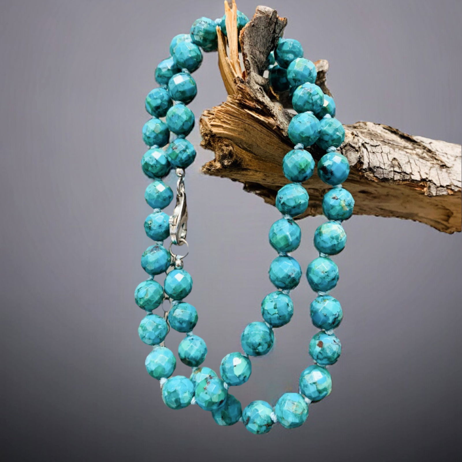Southwest perfection! 18 inch Faceted Turquoise Bead Necklace (1 of 1)