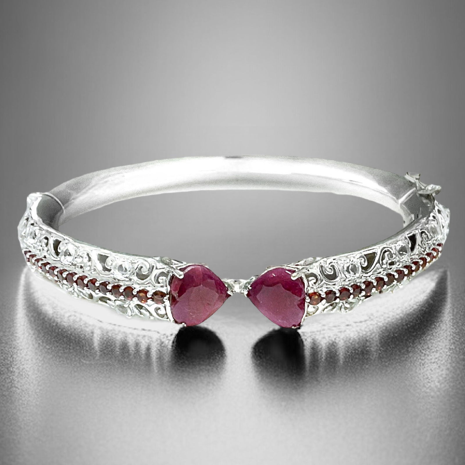 Ruby Red Corundum & Garnet Sterling Silver Hinged Bangle Bracelet (1 of 1)