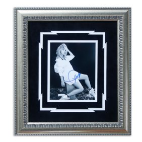Taylor Swift Autographed 8x10 Photo – A Museum-Framed Collectible of the Pop Icon